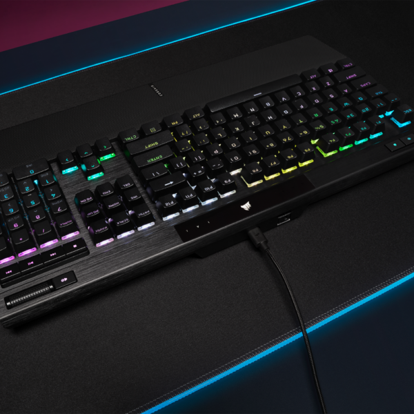 Corsair Teclado Mecánico-Óptico  Gamer K70 PRO RGB Optical-Mechanical Gaming Keyboard with PBT DOUBLE SHOT PRO Keycaps (ENG)